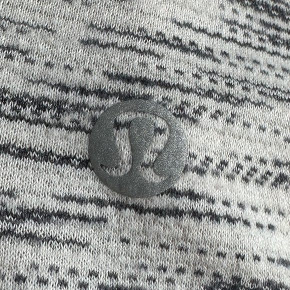 Lululemon Free To Be Serene Tank Tiger Space Dye Black White / Deep Coal size 6 - Picture 7 of 8